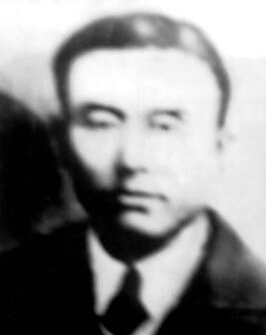 ��h(yu��n)��1902�ꡪ��1938�꣩�M���� ԭ���w�sɽ�������w���ܣ��|��ʡ���(y��ng)�Ж|���������·܊����߅܊�^(q��)����܊�օ^(q��)˾��T��1931�ꡰ��һ�ˡ���׃�󣬅����˖|����������(li��n)܊��1938��4��5�������h�M����ǲ��������߅�^(q��)�I(l��ng)��(d��o)���ն���(zh��ng)���·�(gu��)�����܊�e��(d��ng)���(du��)����ʮһ�Γ�֧�(du��)��˾��T��1938��10����Ѯ����ָ�]���(du��)����?q��)O���ĵ��ϳ����w�壬�ڑ�(zh��n)������ؓ(f��)���������ڔ��˵�厵���ǰ�����x�CȻ����(ji��n)ؑ������1938��12��14�Չ��Ҡ�����2014��9��1��������������һ����������Ӣ����