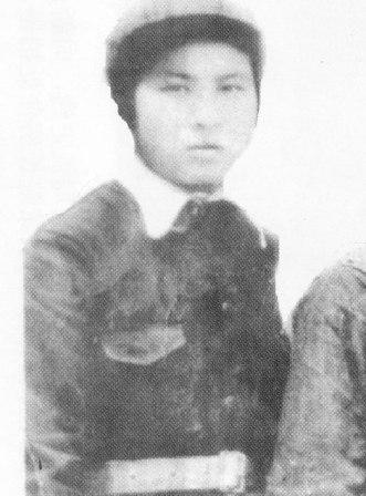 �������1920��10 �������F��ʡ���x�h�ˡ�1938����������c�M��ͬ�W���Ӱ��M���Ї�������܊����W�W�������I(y��)�󱻷ֵ�����2��У���l(w��i)�B���ĕ������g��s�ؼ����Ї����a�h��1943��4��5 �����ձ��ۇ����x�����|�������ո������M�С���ʎ�����������е���������D��;���⵽��܊�ķ�������������ħ�ơ���Ѻ;�������v�����£��ͱ�ץס���̱ƹ���������ؑ����, �]����¶������������߳�ŭ����܊�������ؚ��ᚢ����