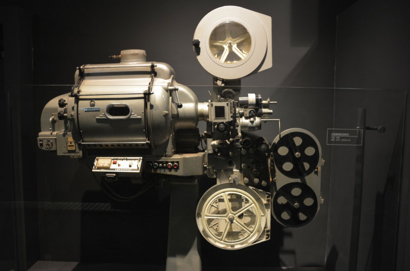 �L(zh��ng)Ӱ�fַ�����^��(n��i)�Ї�(gu��)�a(ch��n)ˮ�����Ӱ��ӳ�C(j��)���ڼt�� �z��